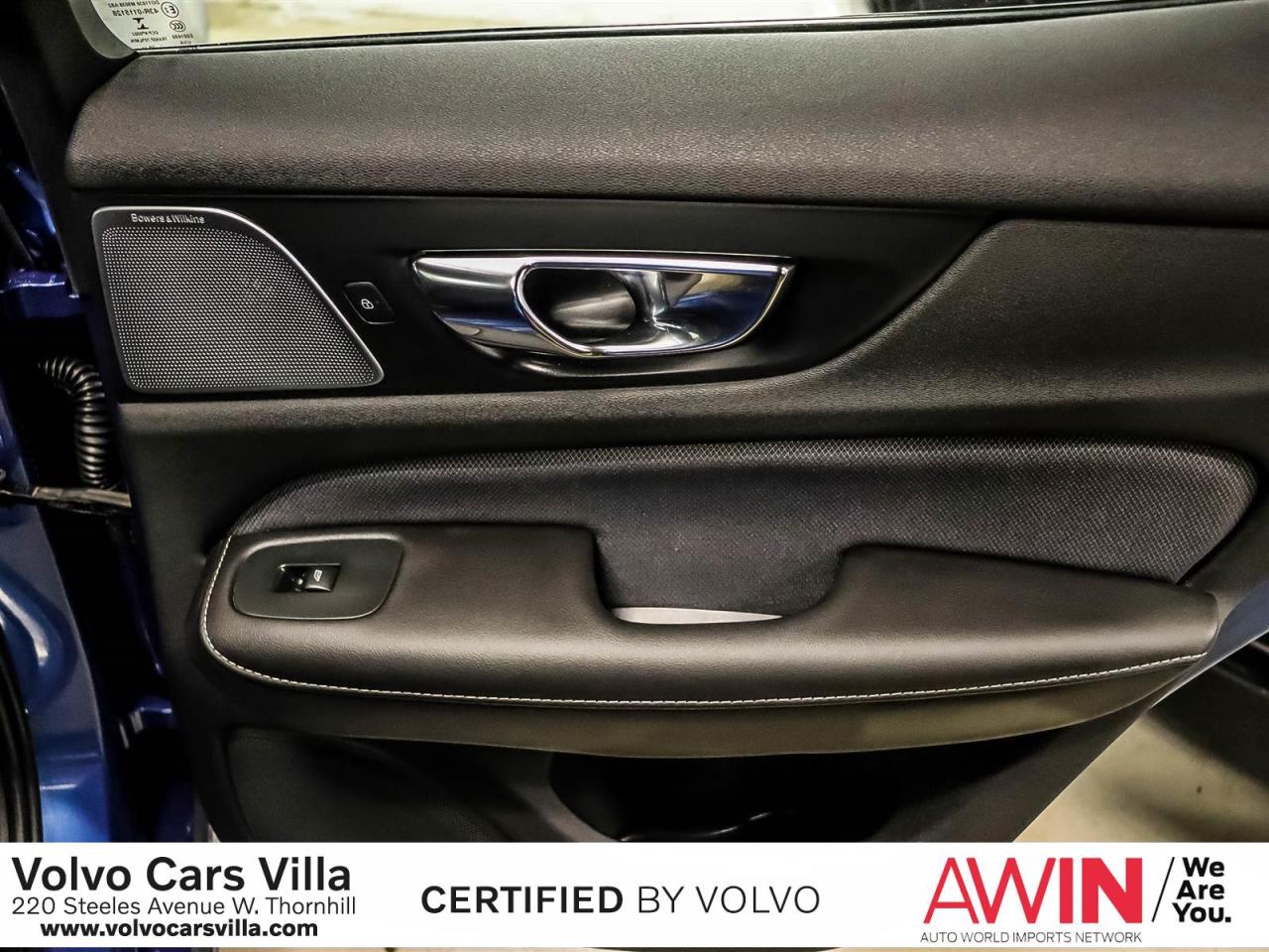 2021 Volvo S60 T5 AWD R-Design Photo