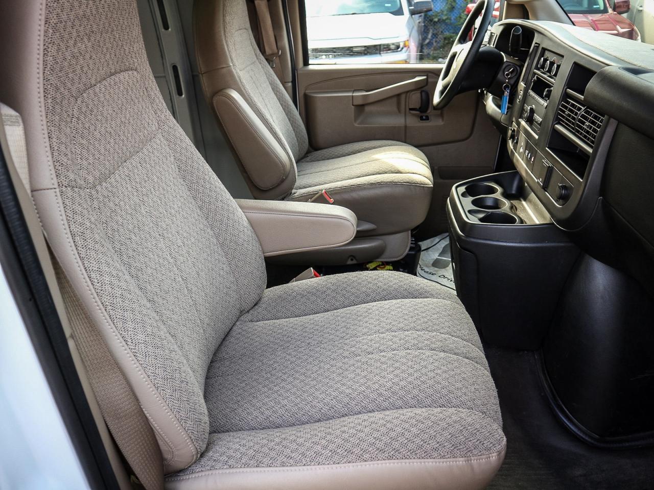 2018 Chevrolet Express Cargo 2500 155" Wheelbase Photo