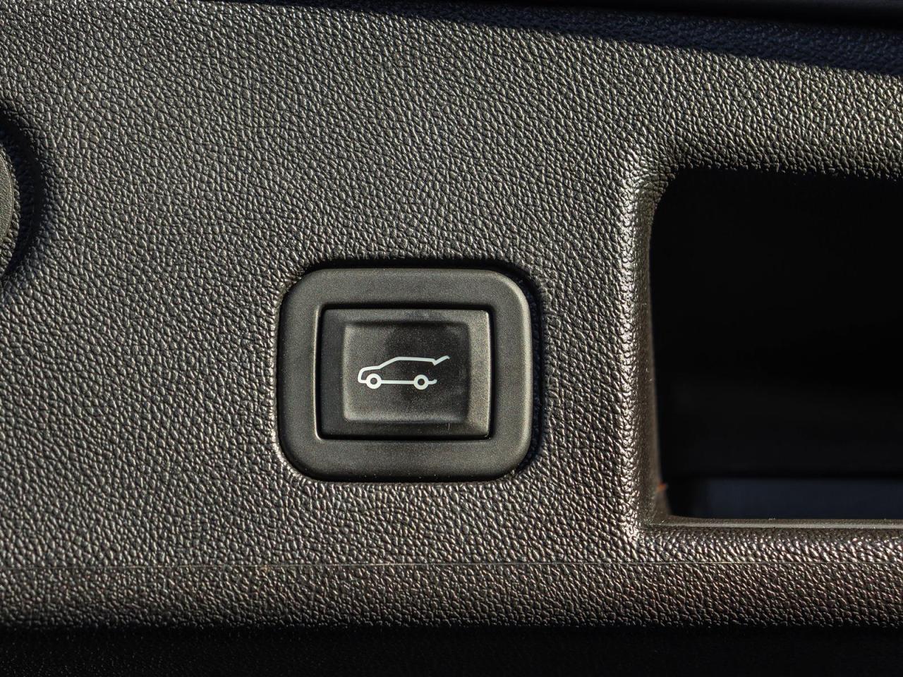 2024 Chevrolet Equinox LT-True North Edition Photo