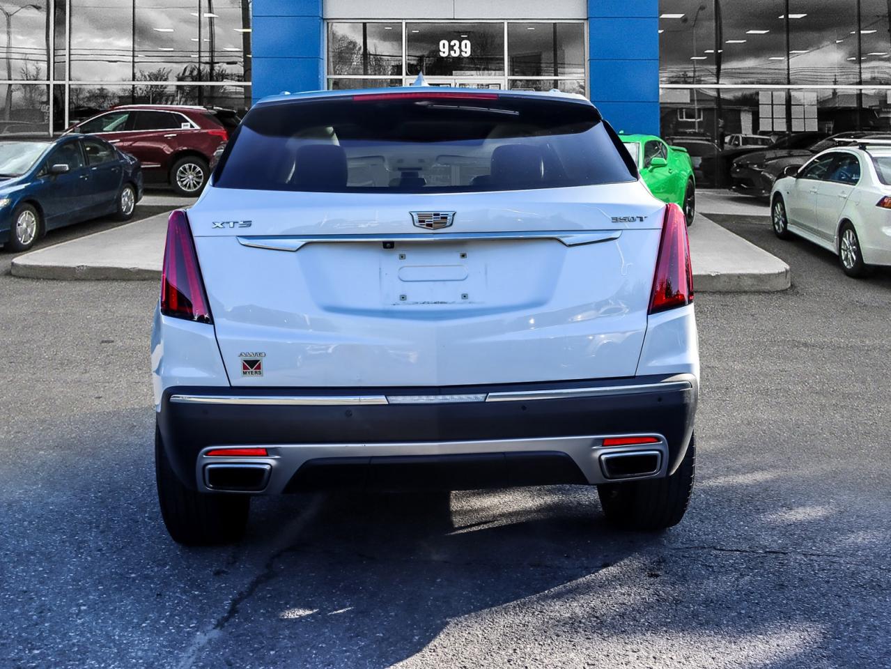 2020 Cadillac XT5 Premium Luxury AWD Photo3
