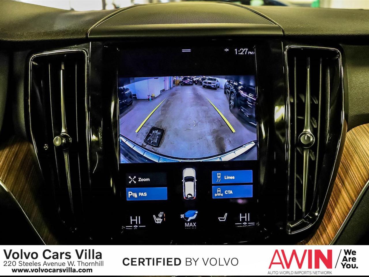 2021 Volvo XC60 T8 eAWD Inscription Expression Photo