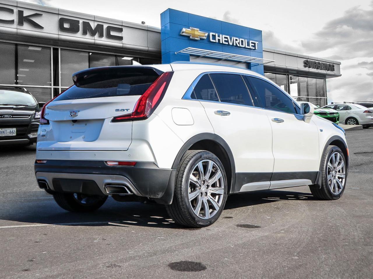 2019 Cadillac XT4 PREMIUM LUXURY AWD Photo4