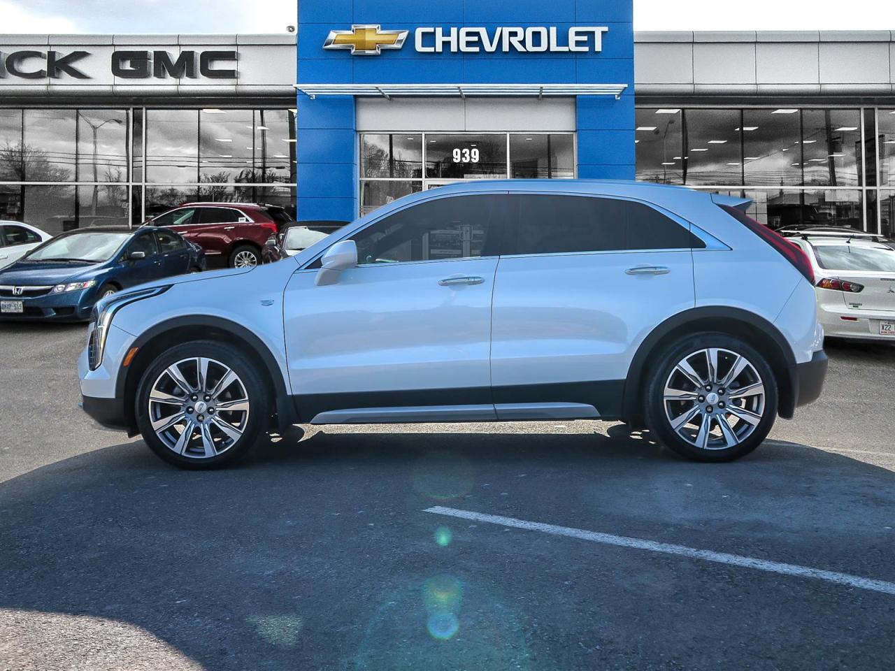 2019 Cadillac XT4 PREMIUM LUXURY AWD Photo