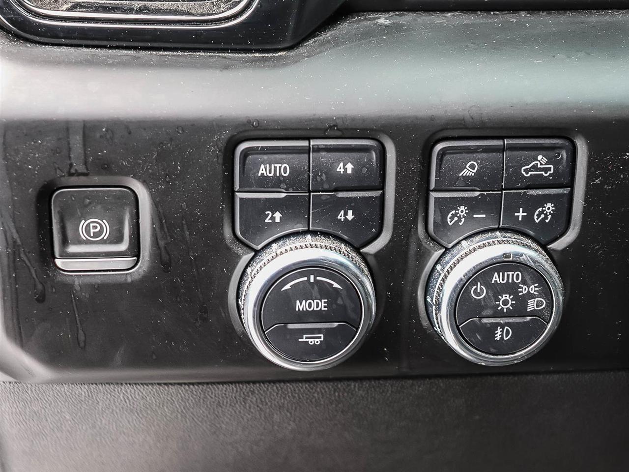 2022 GMC Sierra 1500 AT4 | TRAILER SIDE BLIND ZONE ALERT | TECHNOLOGY PACKAGE | Photo