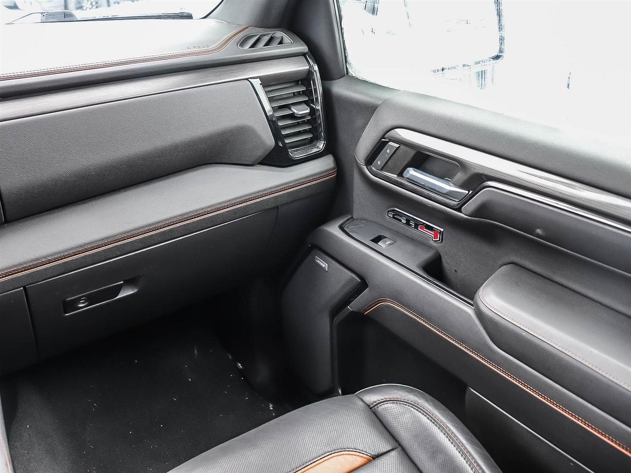 2022 GMC Sierra 1500 AT4 | TRAILER SIDE BLIND ZONE ALERT | TECHNOLOGY PACKAGE | Photo