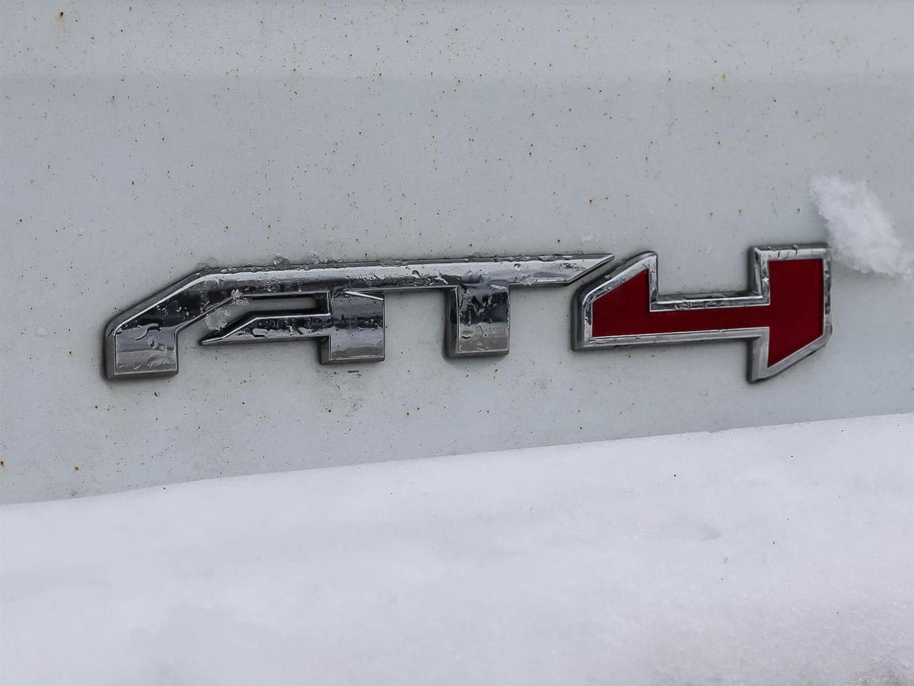 2022 GMC Sierra 1500 AT4 | TRAILER SIDE BLIND ZONE ALERT | TECHNOLOGY PACKAGE | Photo