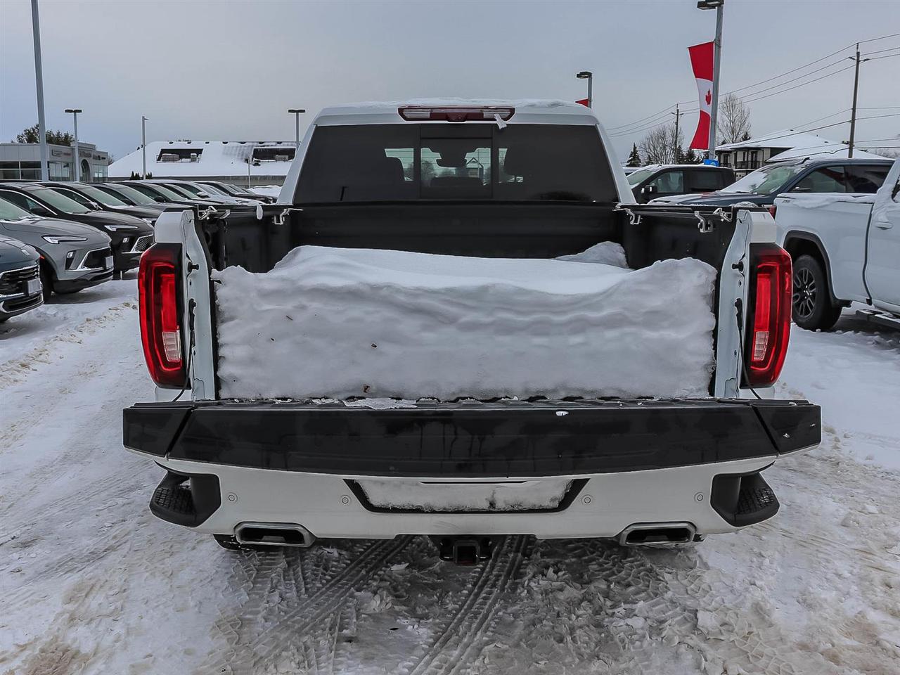 2022 GMC Sierra 1500 AT4 | TRAILER SIDE BLIND ZONE ALERT | TECHNOLOGY PACKAGE | Photo