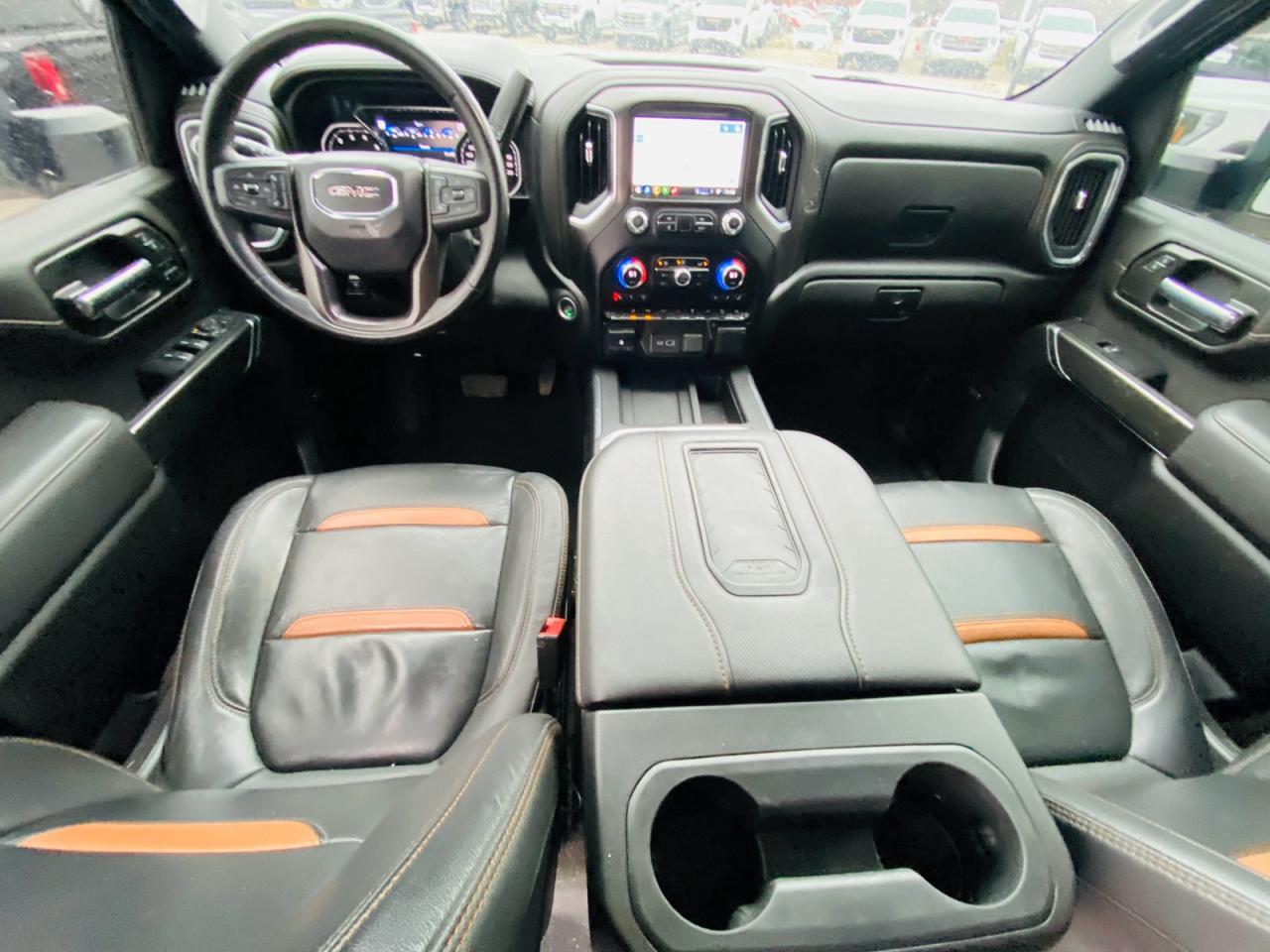 2022 GMC Sierra 2500 AT4 Photo