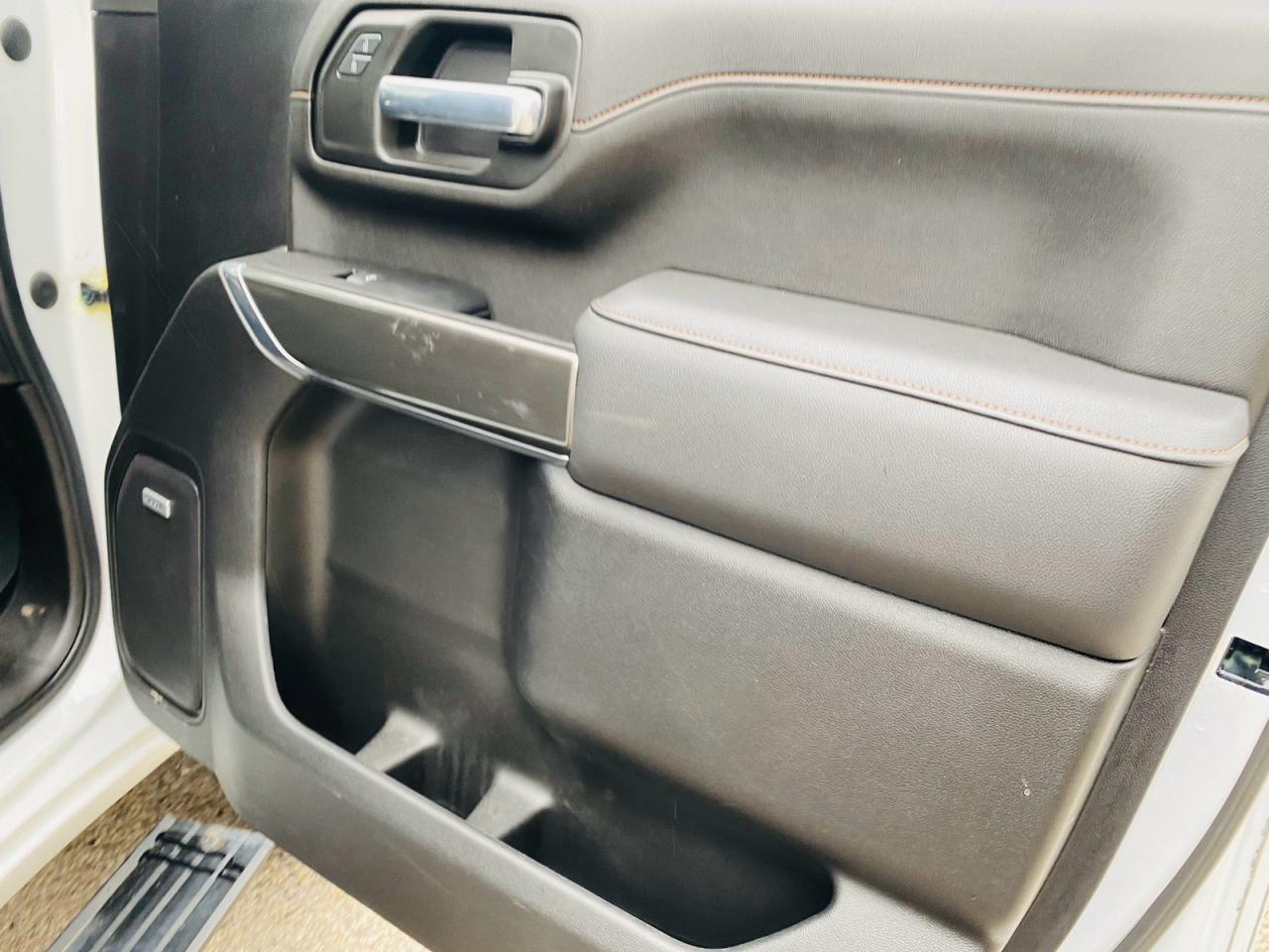 2022 GMC Sierra 2500 AT4 Photo