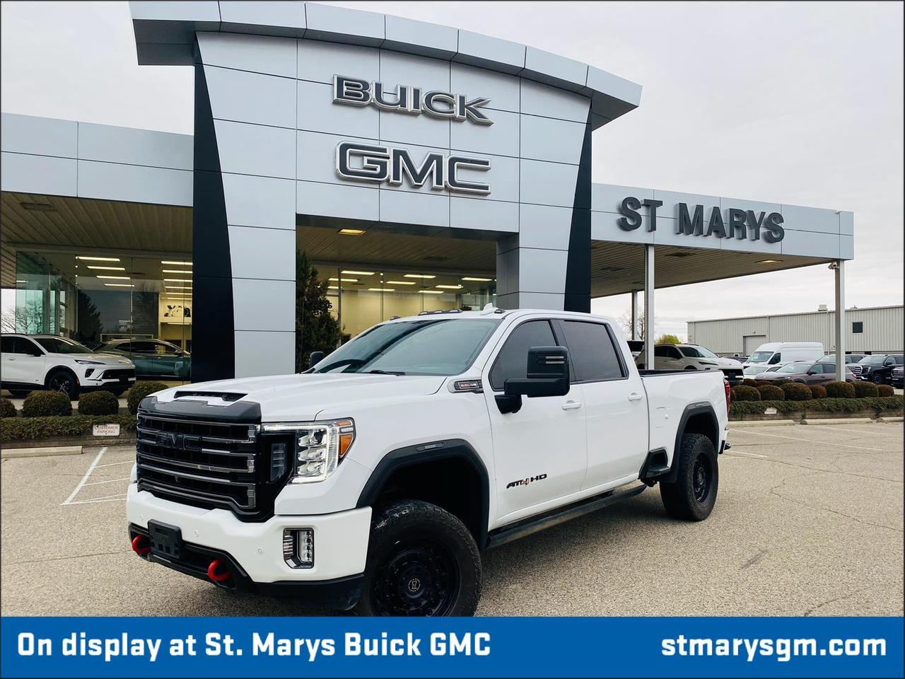 2022 GMC Sierra 2500 AT4 Photo