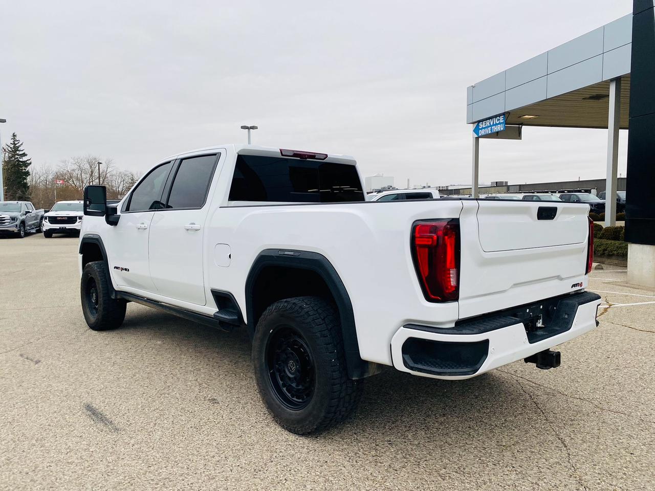 2022 GMC Sierra 2500 AT4 Photo