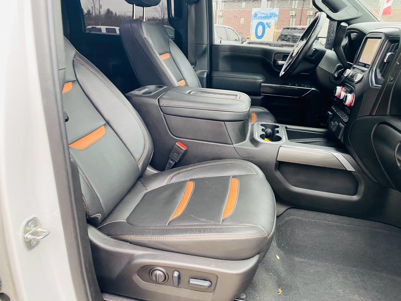 2022 GMC Sierra 2500 AT4 Photo