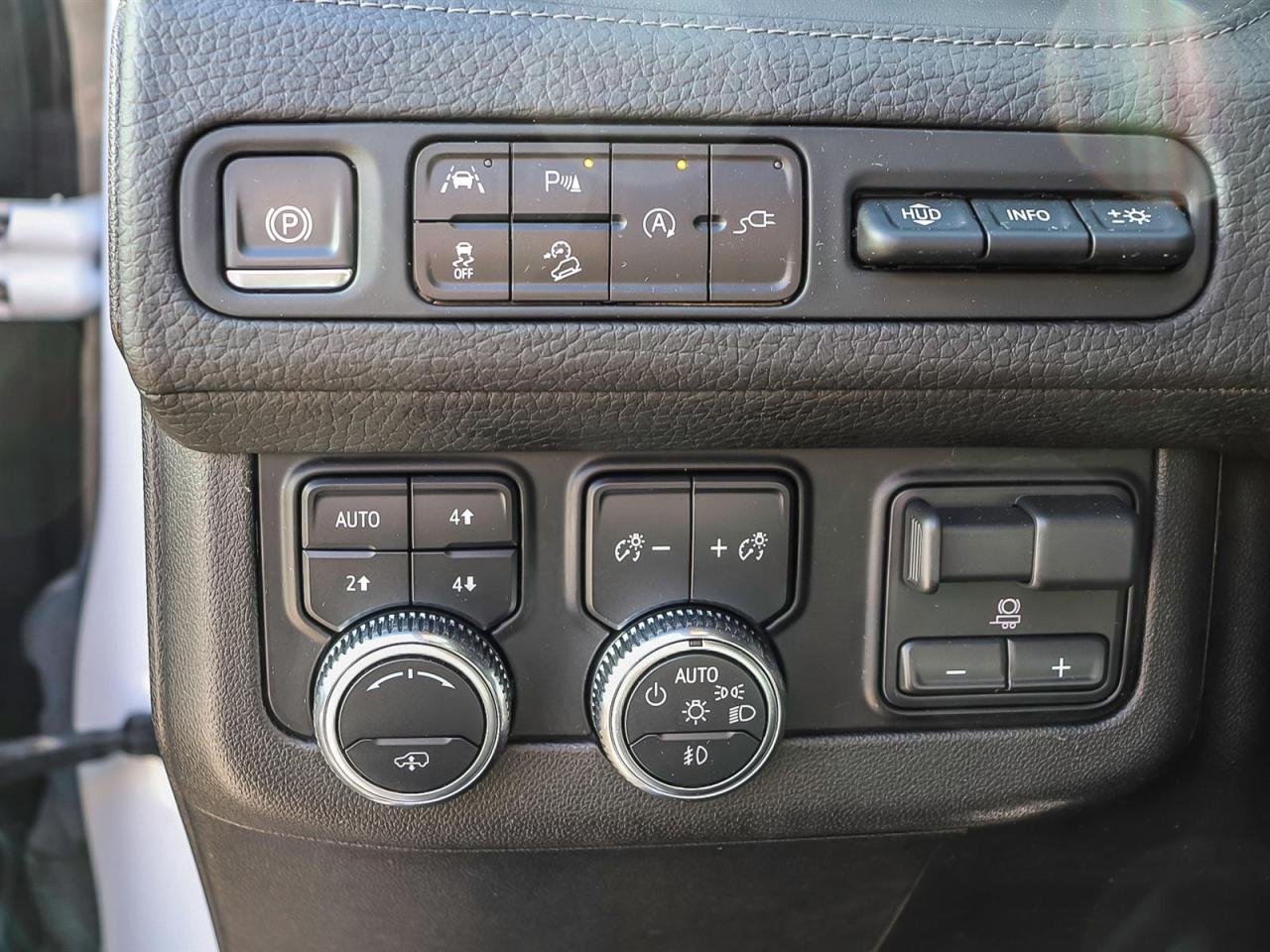 2021 GMC Yukon Base Photo