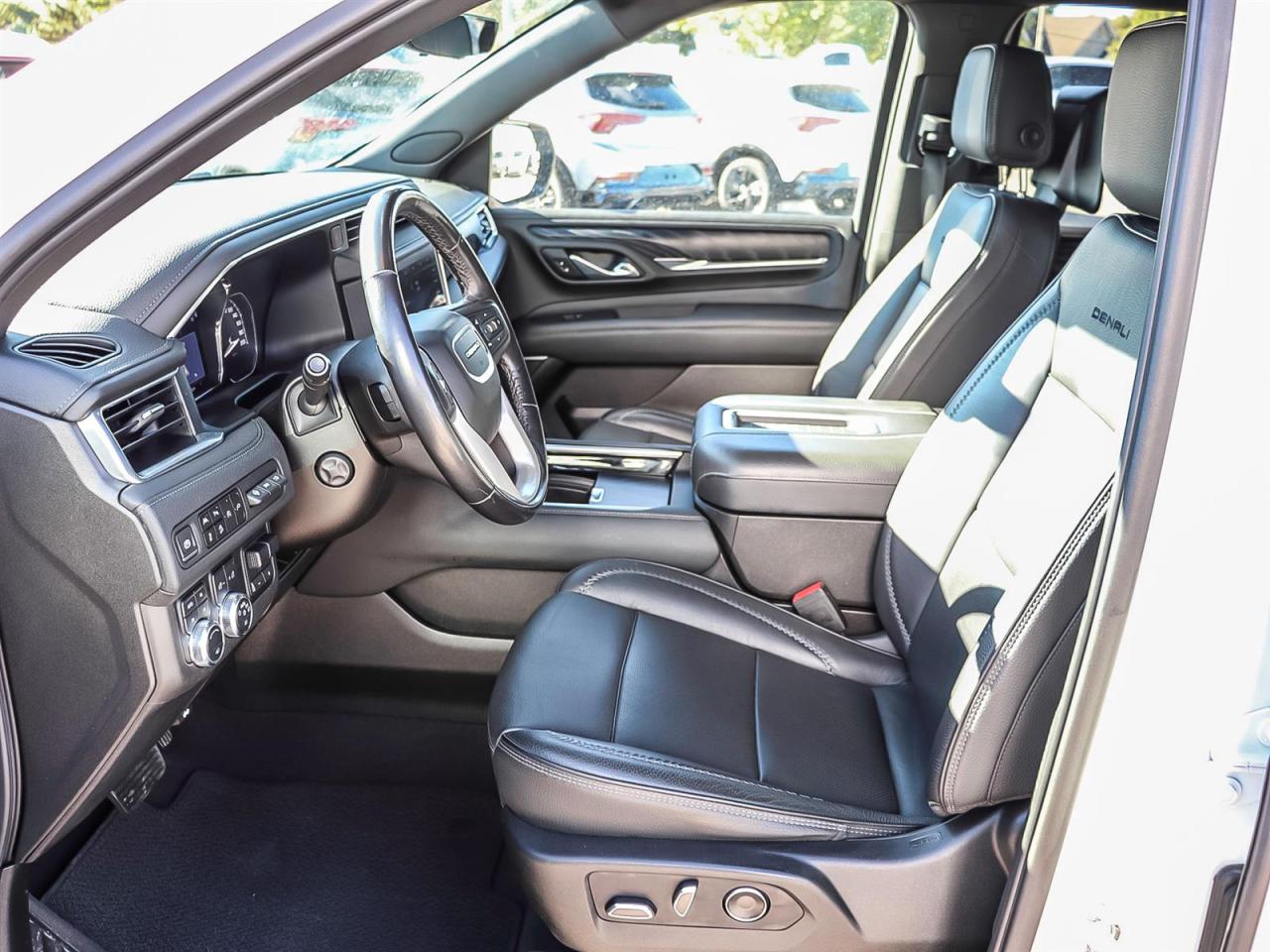 2021 GMC Yukon Base Photo