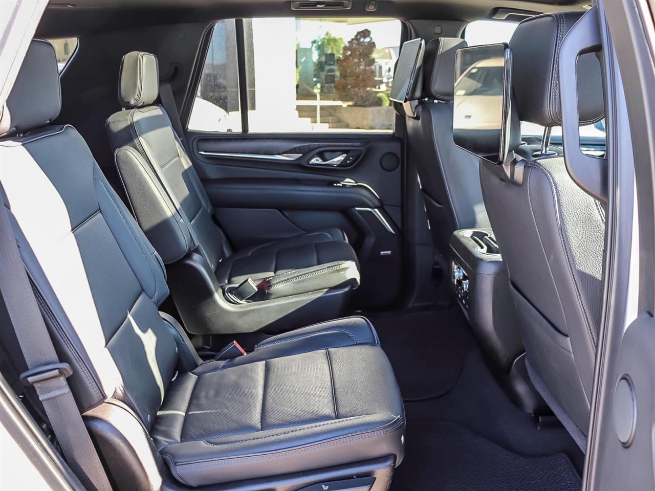 2021 GMC Yukon Base Photo