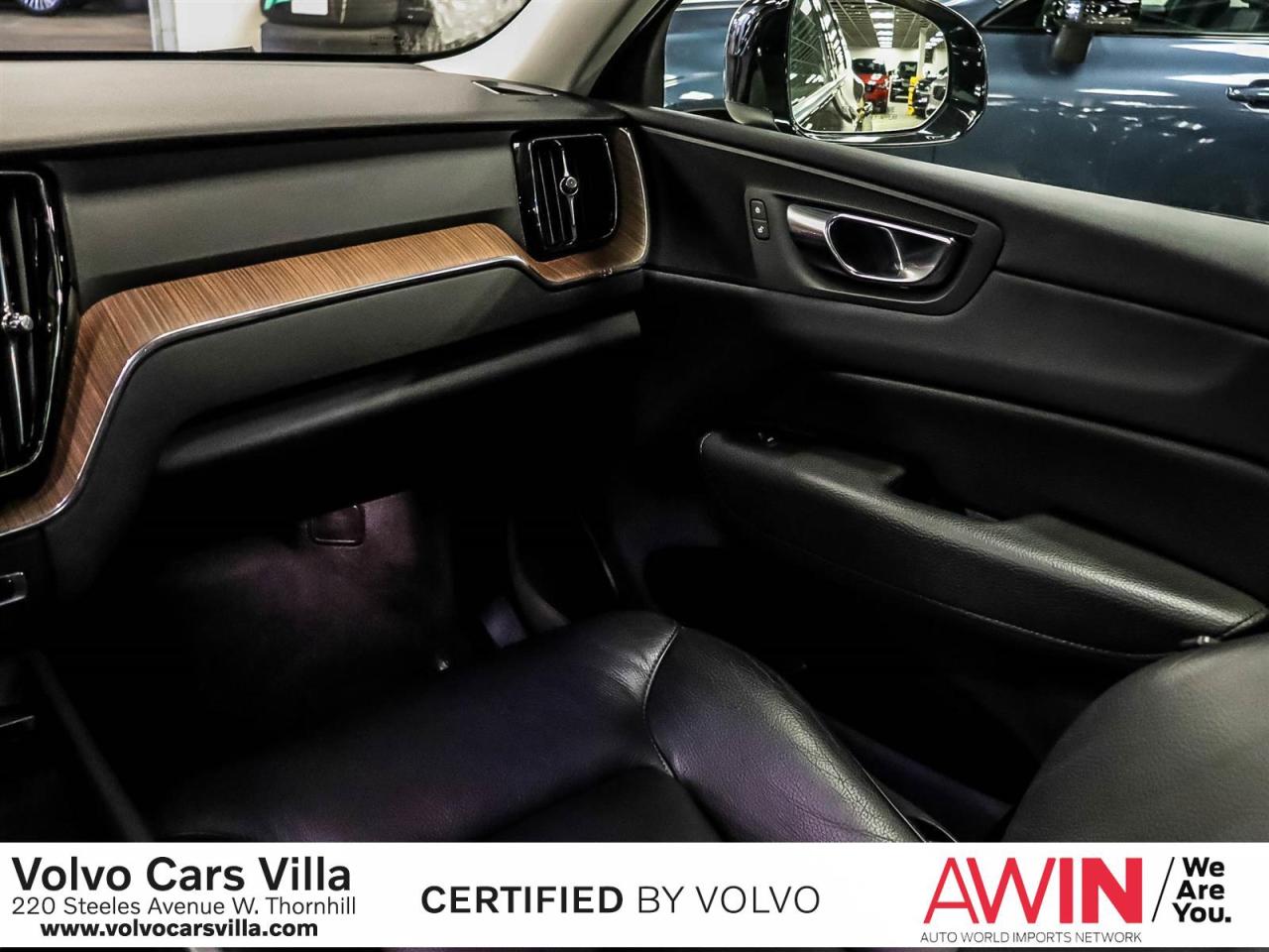 2021 Volvo XC60 T8 eAWD Inscription Expression Photo