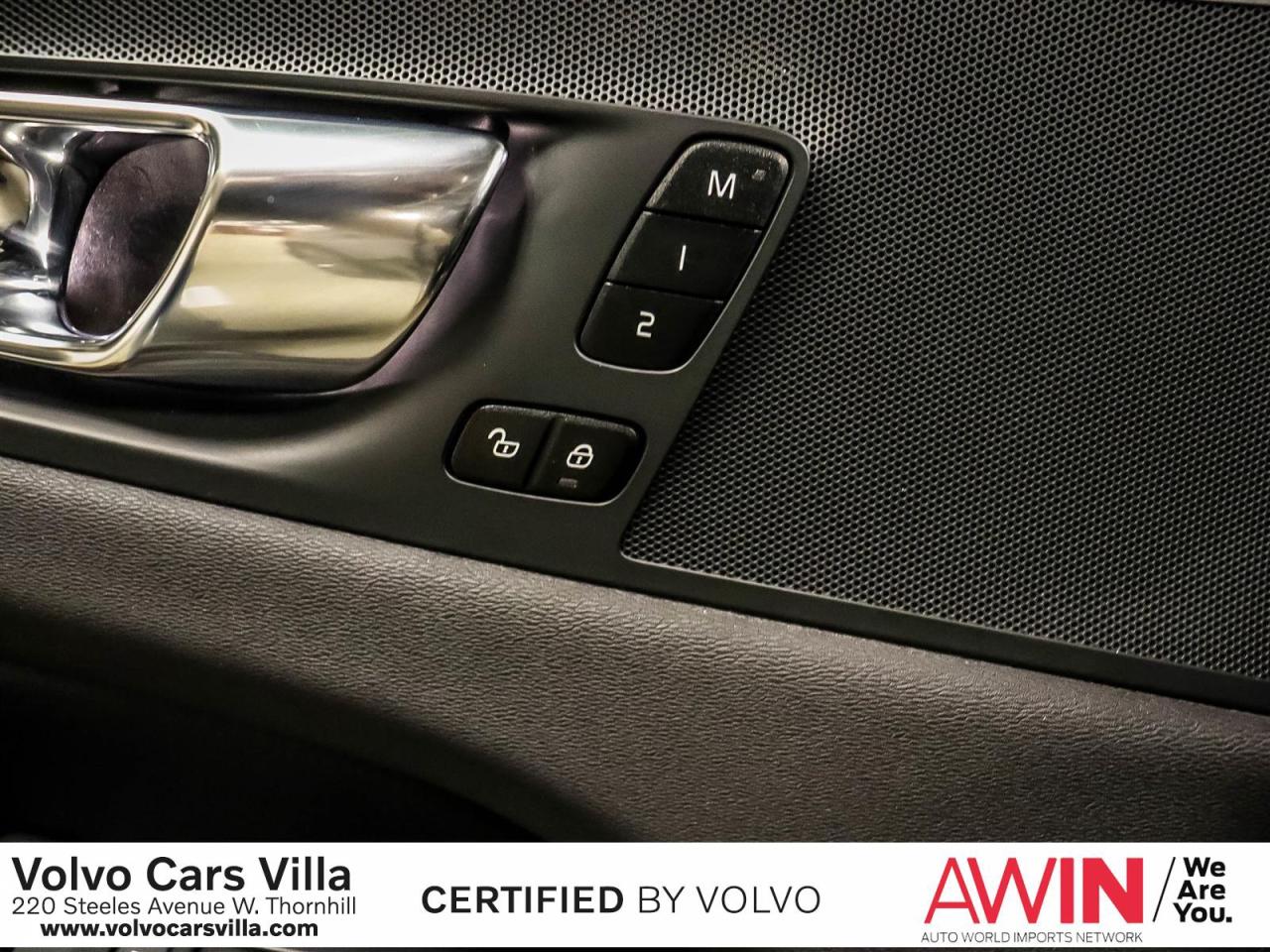 2021 Volvo XC60 T8 eAWD Inscription Expression Photo