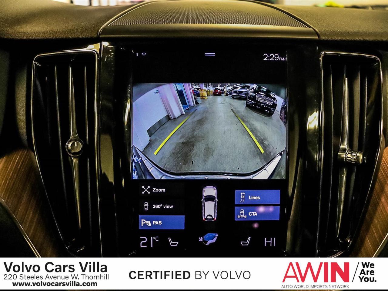 2021 Volvo XC60 T8 eAWD Inscription Expression Photo