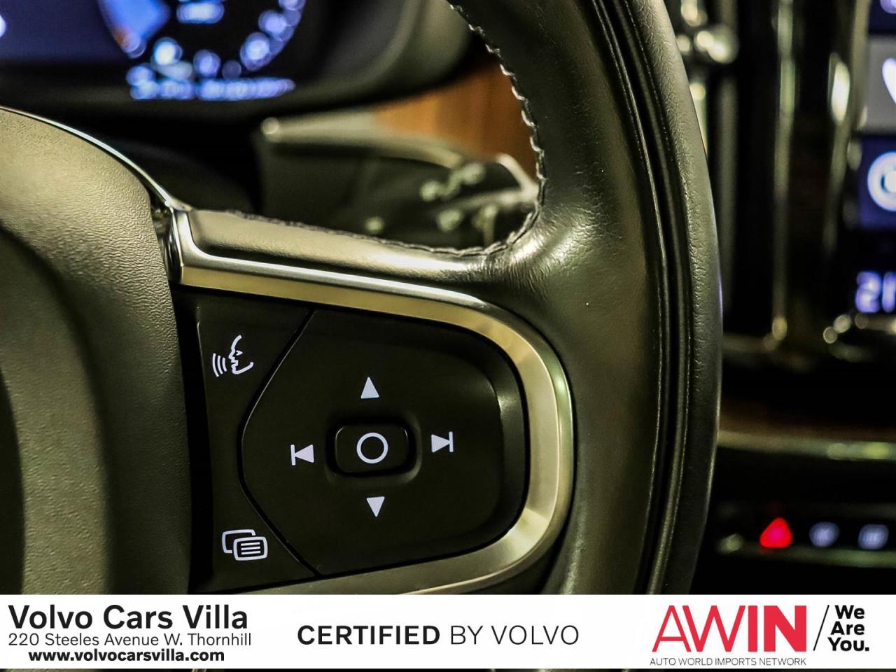 2021 Volvo XC60 T8 eAWD Inscription Expression Photo