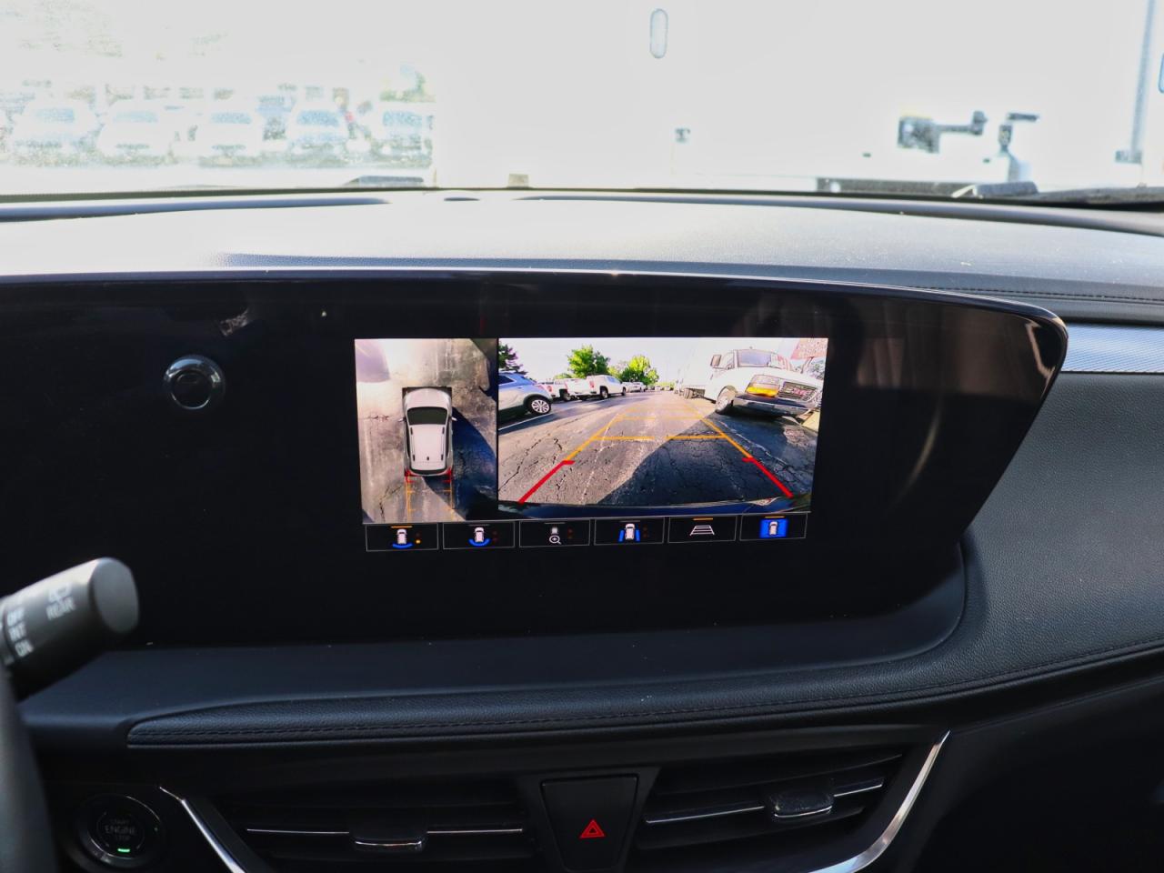 2024 Buick Encore GX Avenir AWD Photo