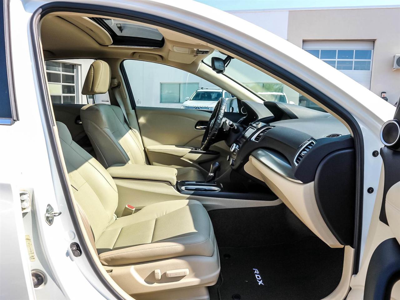 2017 Acura RDX Tech at Photo