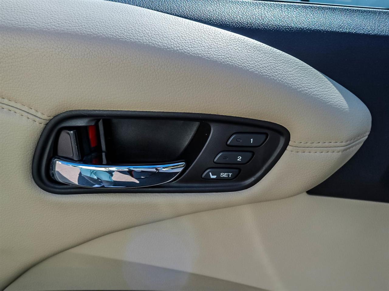 2017 Acura RDX Tech at Photo