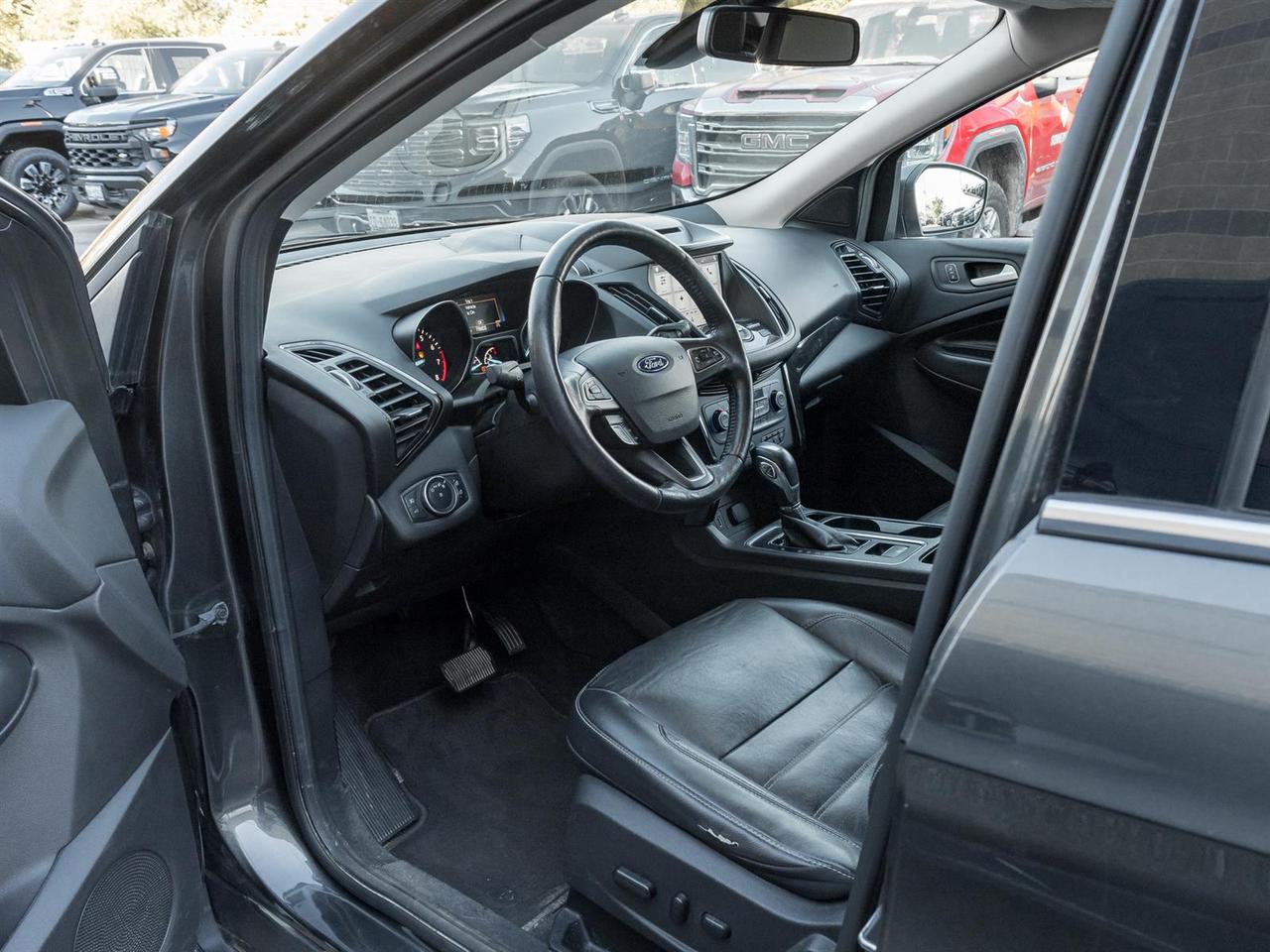 2018 Ford Escape Titanium 4WD- Panoramic Sunroof | Leather Seats Photo