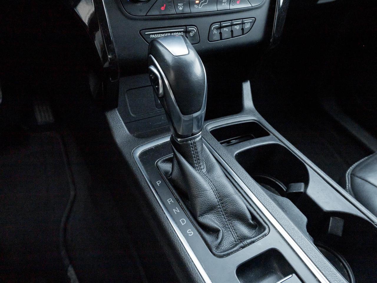 2018 Ford Escape Titanium 4WD- Panoramic Sunroof | Leather Seats Photo