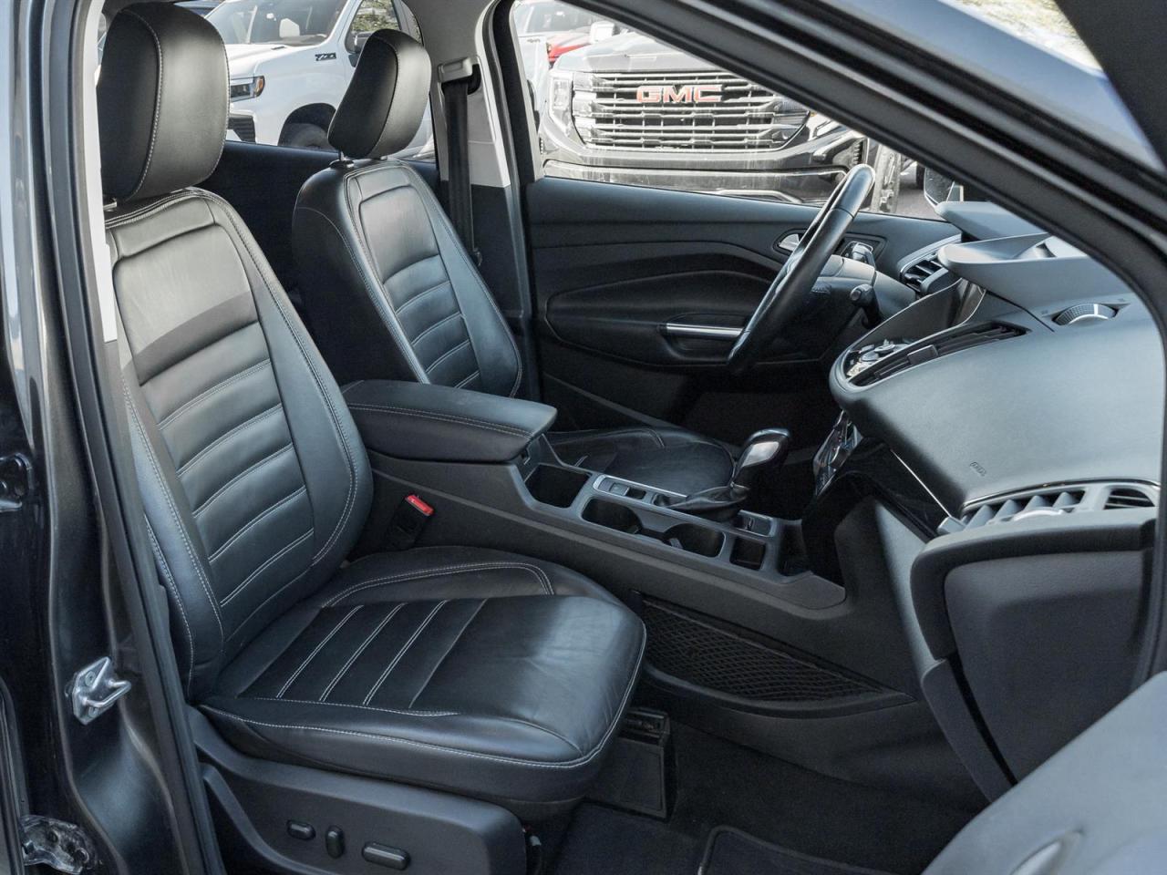 2018 Ford Escape Titanium 4WD- Panoramic Sunroof | Leather Seats Photo