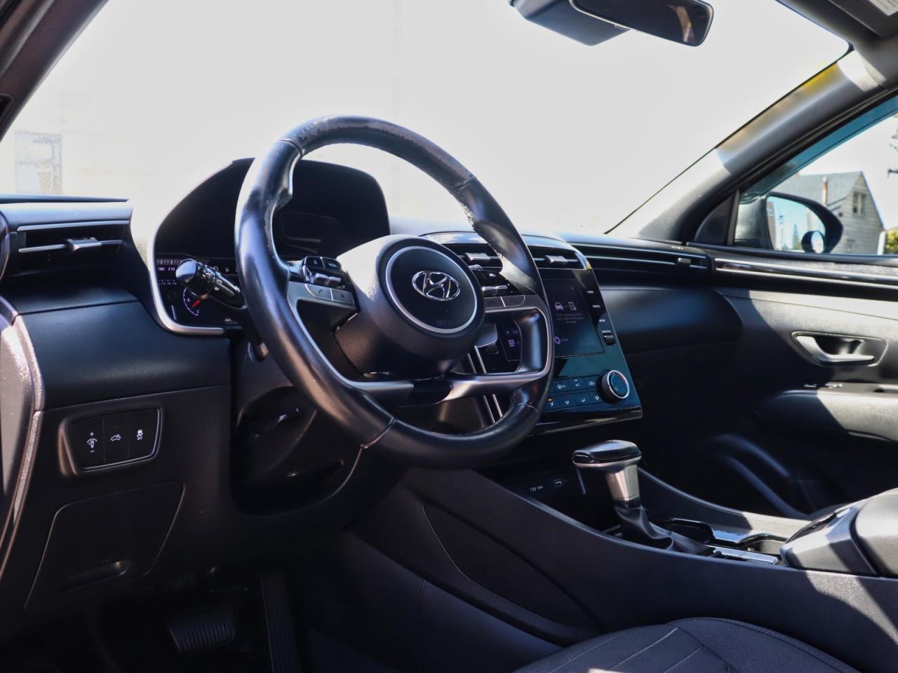 2022 Hyundai Santa Cruz Preferred - AWD | Heated Seats | 4.99% Finance Available Photo