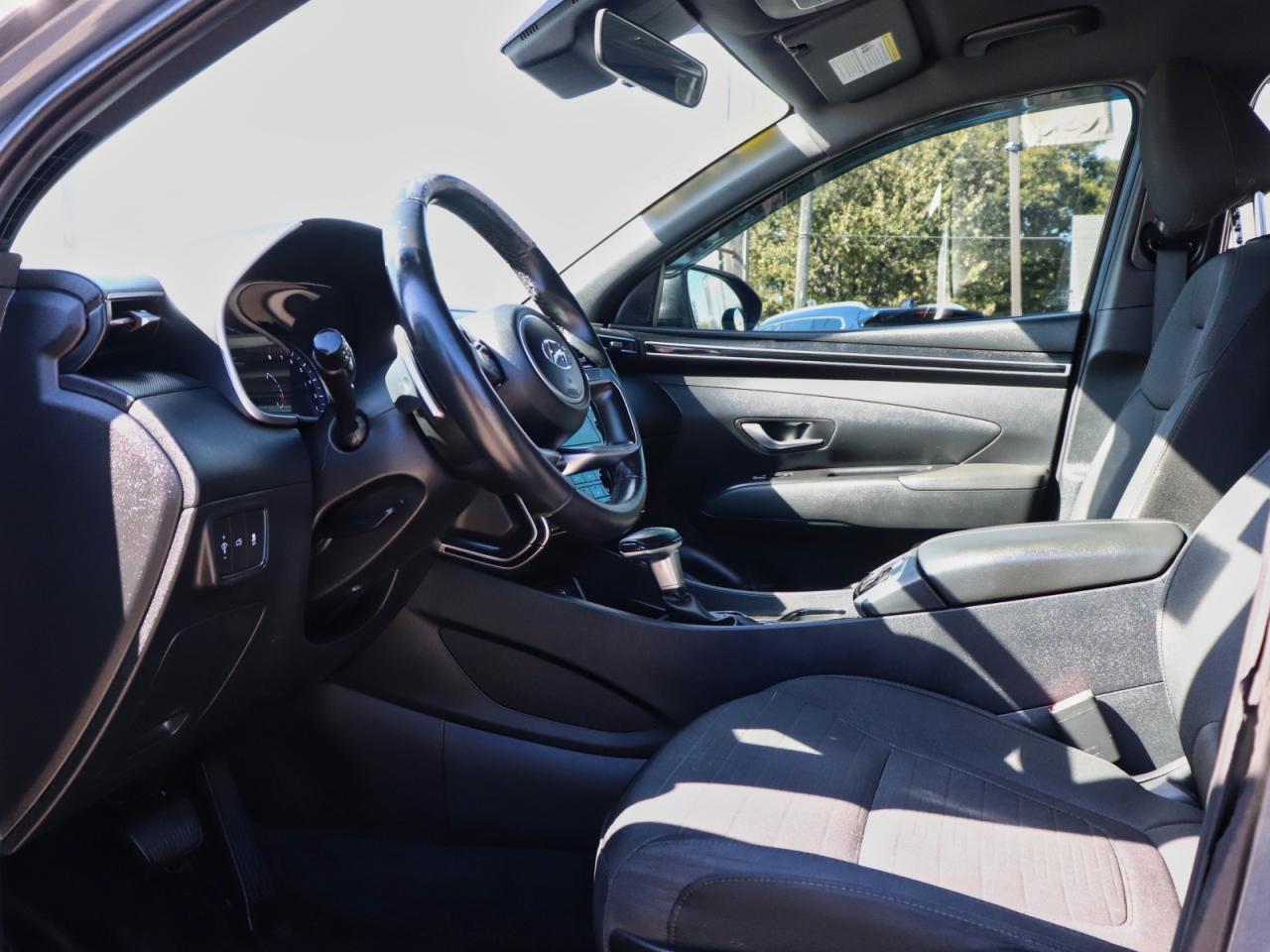 2022 Hyundai Santa Cruz Preferred - AWD | Heated Seats | 4.99% Finance Available Photo