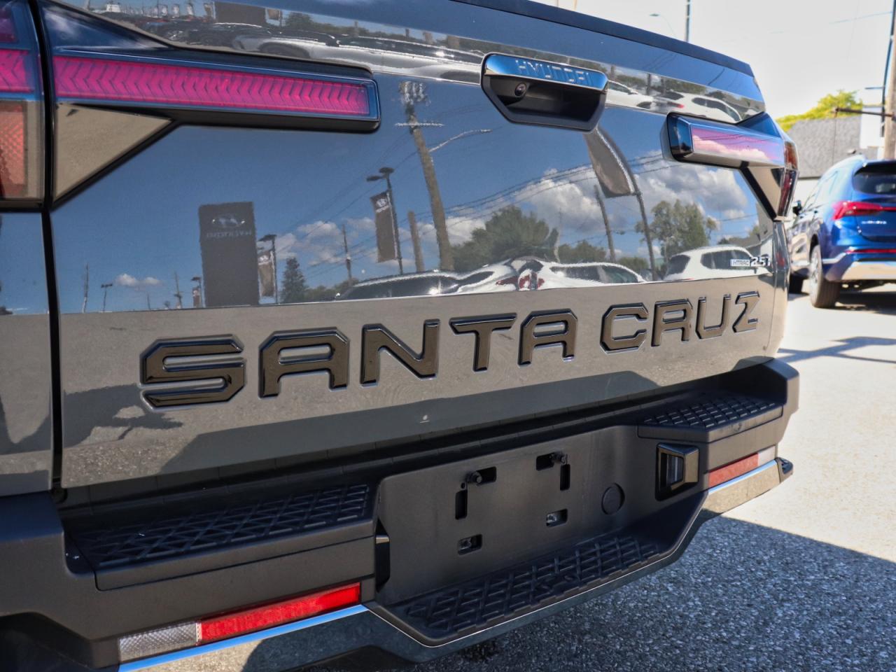 2022 Hyundai Santa Cruz Preferred - AWD | Heated Seats | 4.99% Finance Available Photo