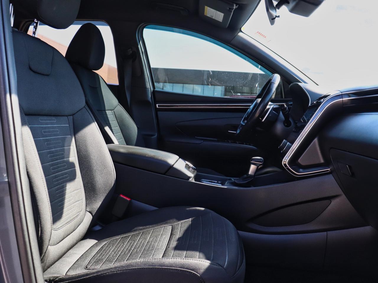 2022 Hyundai Santa Cruz Preferred - AWD | Heated Seats | 4.99% Finance Available Photo