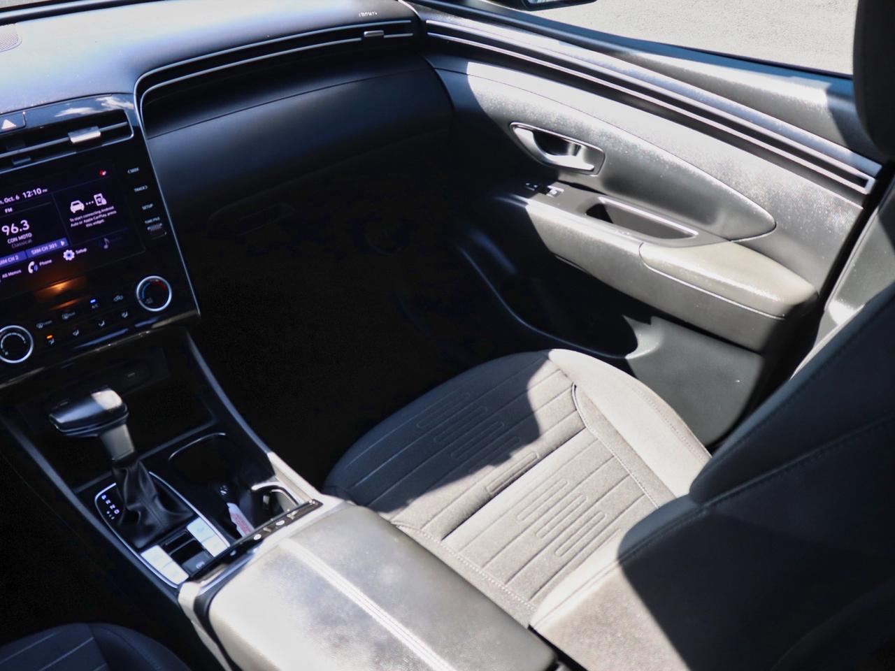 2022 Hyundai Santa Cruz Preferred - AWD | Heated Seats | 4.99% Finance Available Photo
