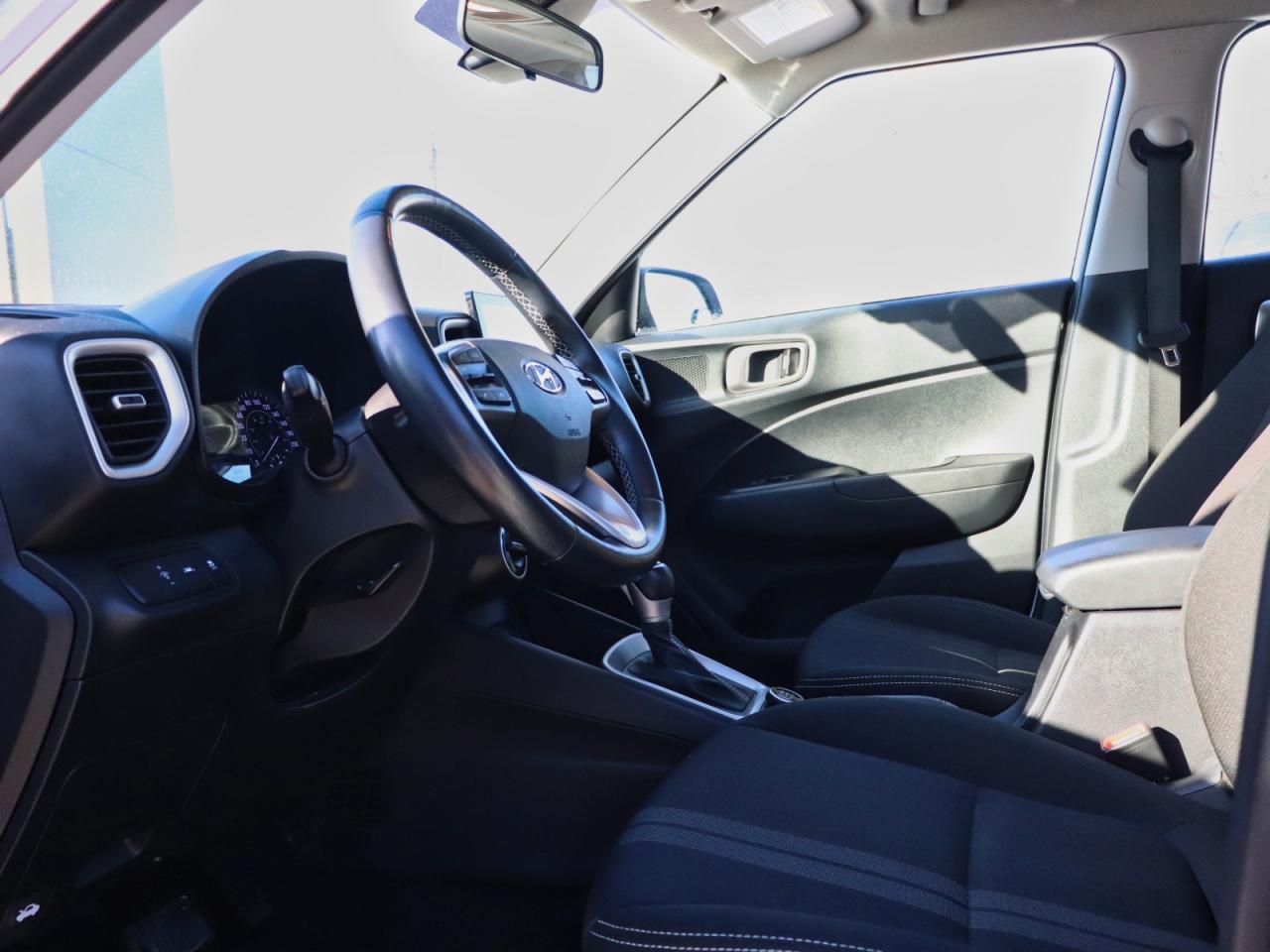 2022 Hyundai Venue Preferred - Heated Seats | Carplay | Remote Start Photo