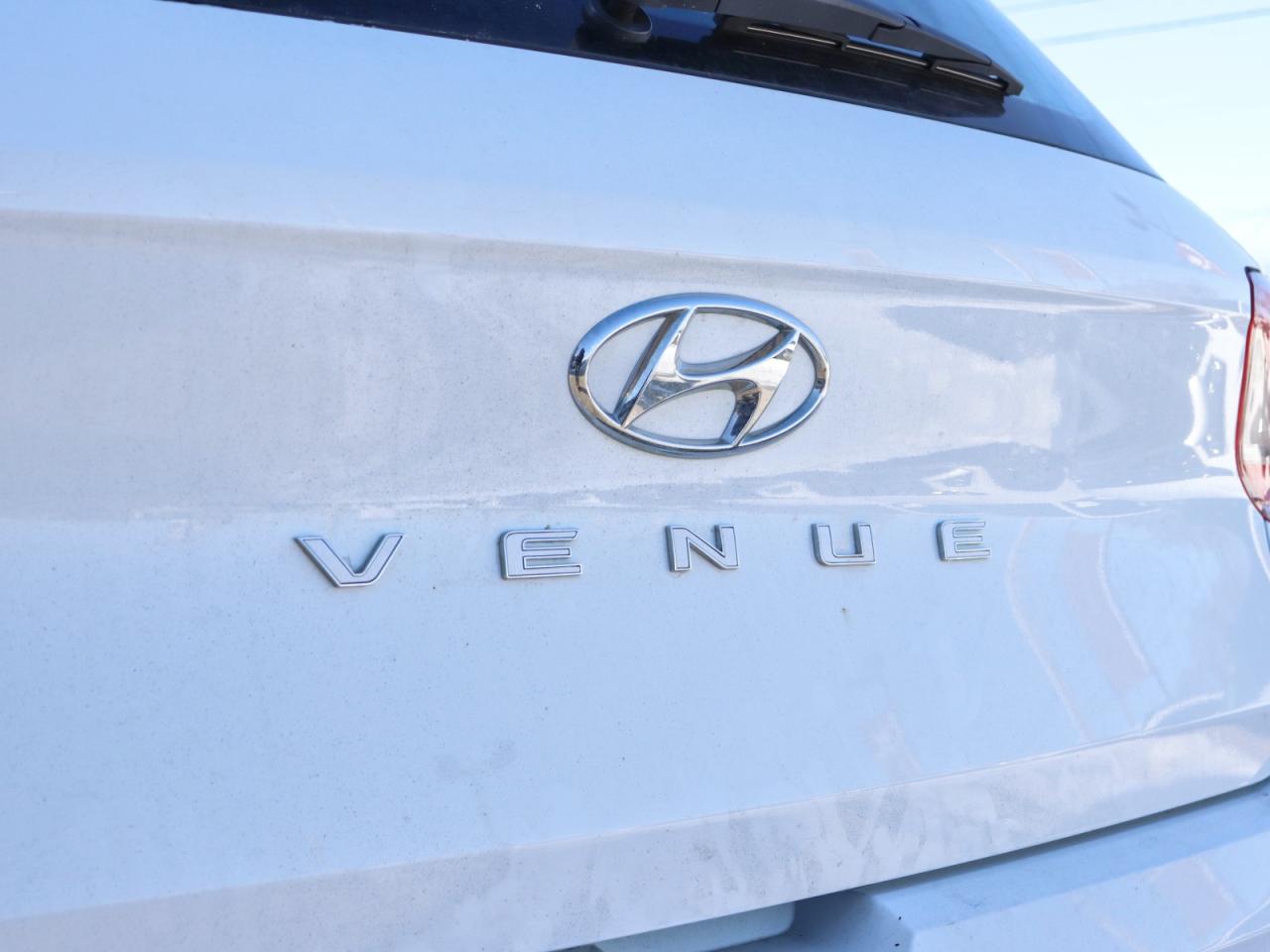 2022 Hyundai Venue Preferred - Heated Seats | Carplay | Remote Start Photo