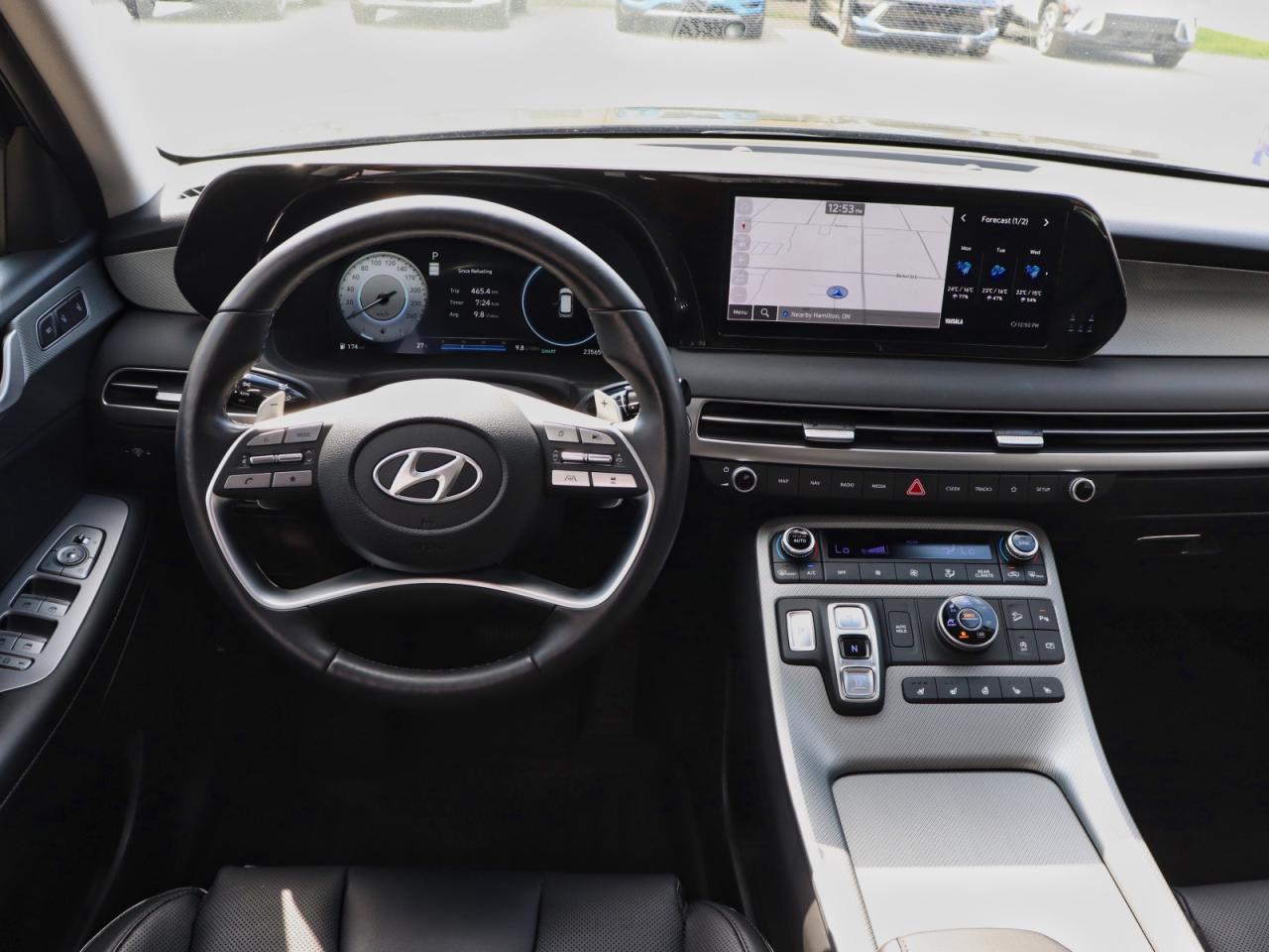 2025 Hyundai PALISADE Urban - Demo Unit | 4.99% Finance Available Photo