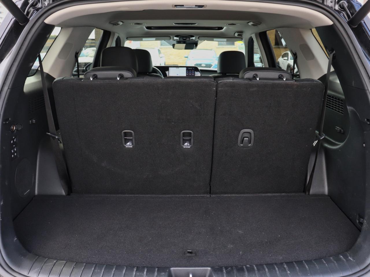 2025 Hyundai PALISADE Urban - Demo Unit | 4.99% Finance Available Photo