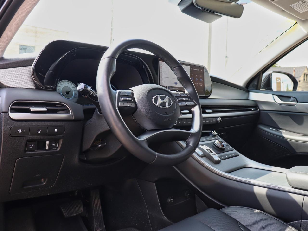 2025 Hyundai PALISADE Urban - Demo Unit | 4.99% Finance Available Photo