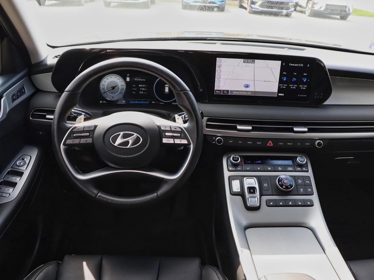 2025 Hyundai PALISADE Urban - Demo Unit | 4.99% Finance Available Photo