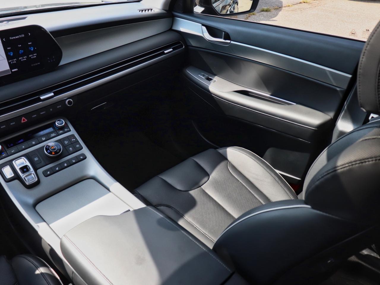 2025 Hyundai PALISADE Urban - Demo Unit | 4.99% Finance Available Photo