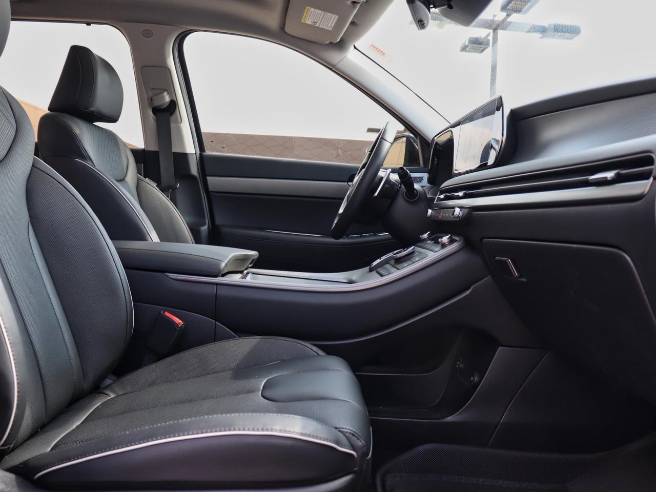 2025 Hyundai PALISADE Urban - Demo Unit | 4.99% Finance Available Photo