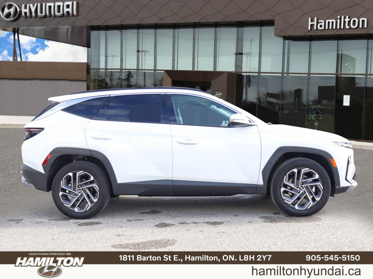 2025 Hyundai Tucson Hybrid Ultimate - Leather | Sunroof | No Accidents! Photo2