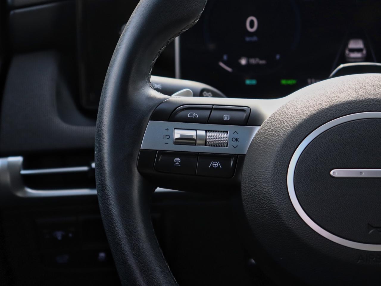 2025 Hyundai Tucson Hybrid Ultimate - Leather | Sunroof | No Accidents! Photo