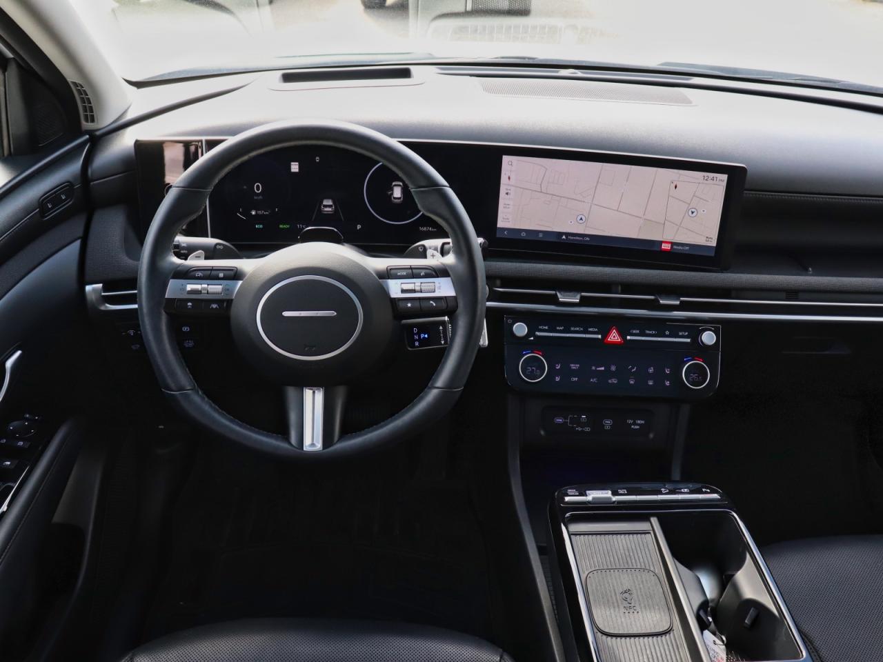 2025 Hyundai Tucson Hybrid Ultimate - Leather | Sunroof | No Accidents! Photo