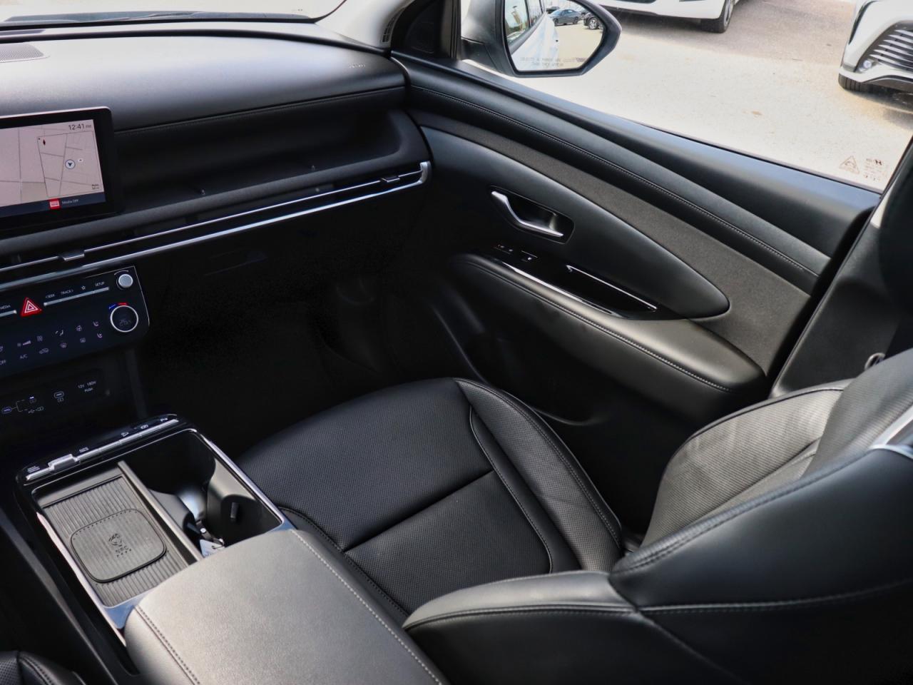 2025 Hyundai Tucson Hybrid Ultimate - Leather | Sunroof | No Accidents! Photo