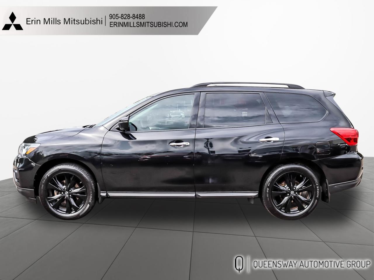2018 Nissan Pathfinder Midnight Edition V6 4x4 at Photo