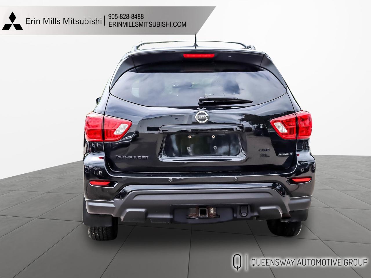 2018 Nissan Pathfinder Midnight Edition V6 4x4 at Photo3