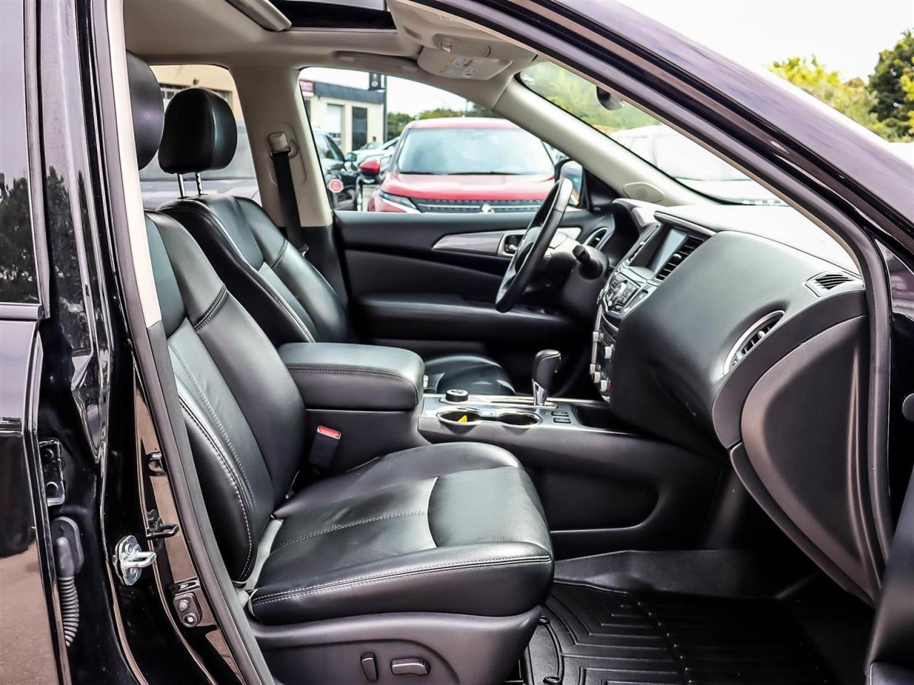 2018 Nissan Pathfinder Midnight Edition V6 4x4 at Photo