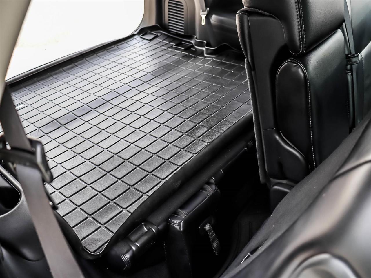 2018 Nissan Pathfinder Midnight Edition V6 4x4 at Photo